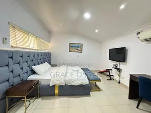Furnished 3bdrm Penthouse in Lekki Expressway for rent