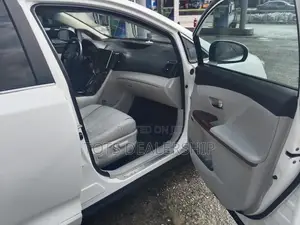 Toyota Venza V6 2011 White