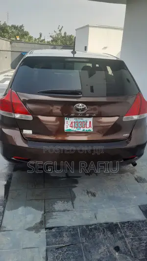 Toyota Venza 2010 Brown
