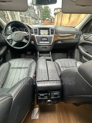 Mercedes-Benz GL-Class GL450 4MATIC 4dr SUV AWD (3.0L 6cyl Turbo 7A)