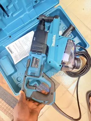 Makita HR2661