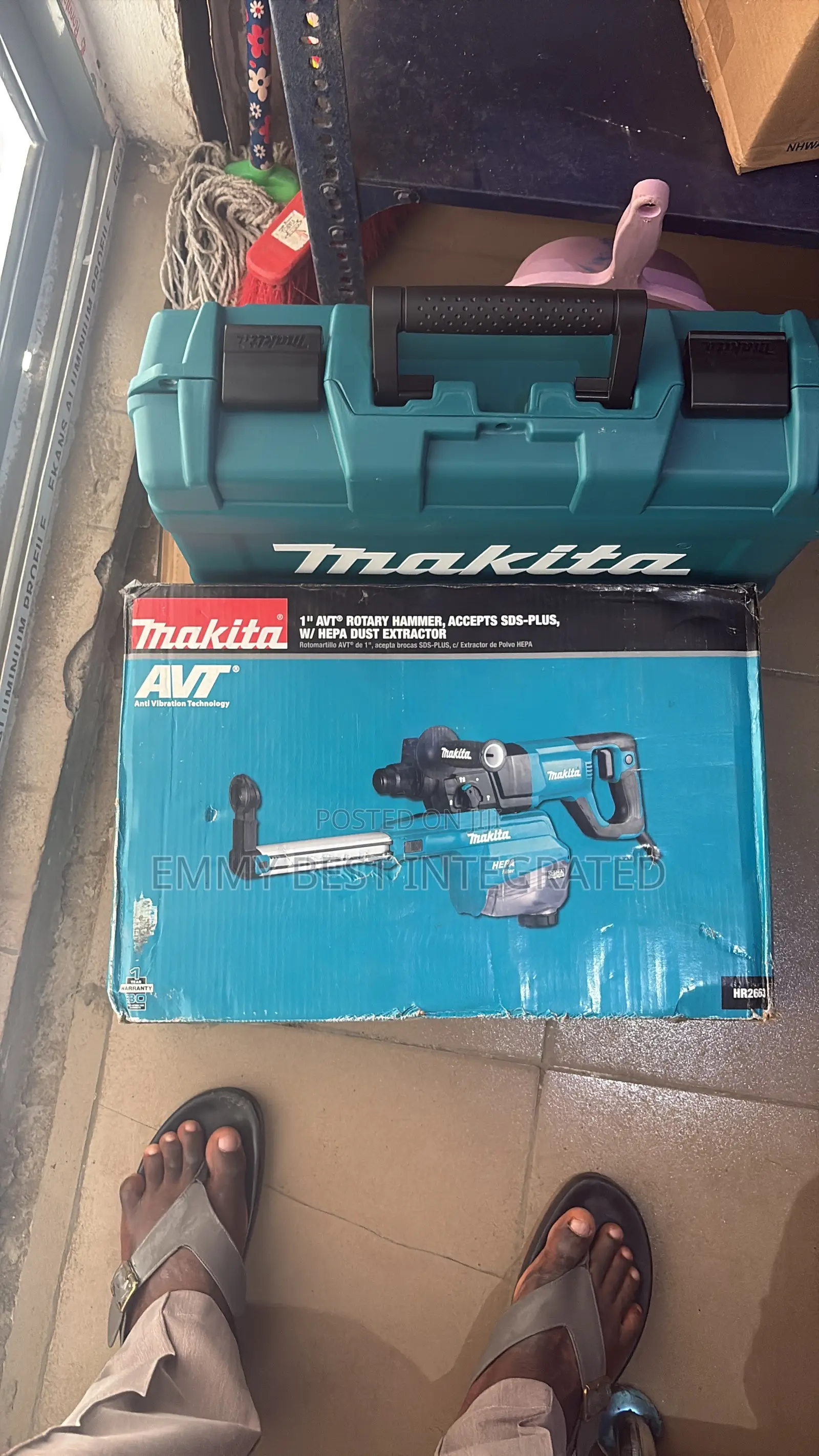 Makita HR2661