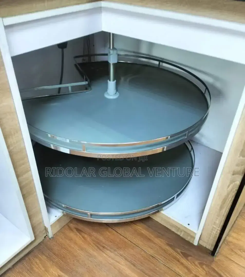 Built-in 360 Degree Magic Corner
