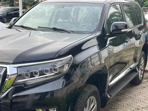 Toyota Land Cruiser Prado 2012 Black