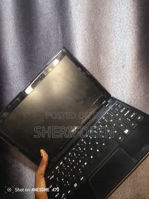 Laptop Acer TravelMate B113 4GB Intel Pentium HDD+SSD 140GB