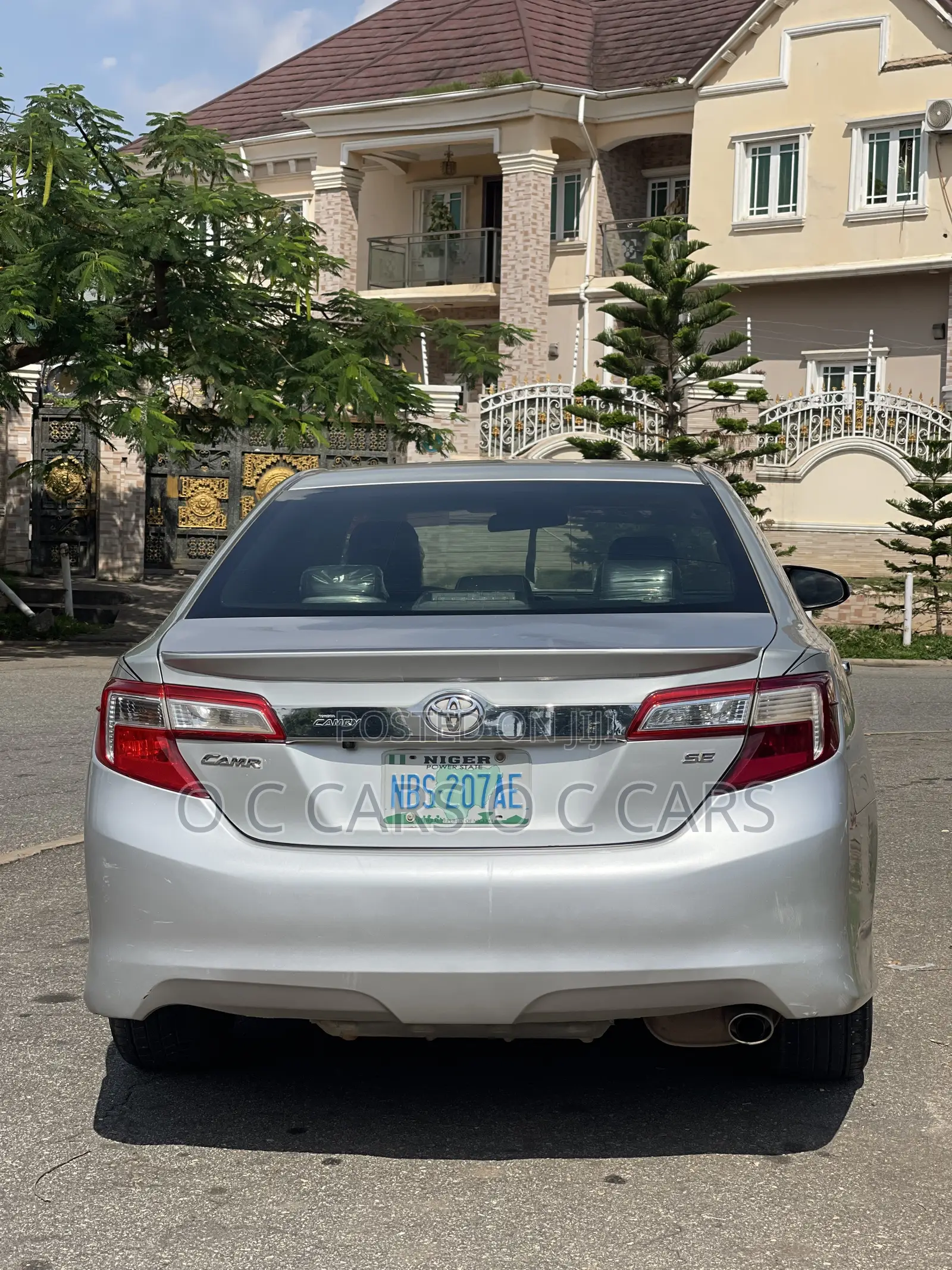 Toyota Camry 2013 Silver