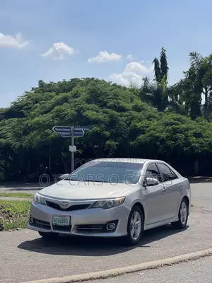 Toyota Camry 2013 Silver