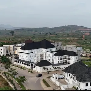 17bdrm Mansion in Asokoro for sale