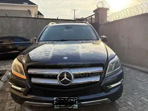 2015 MERCEDES BENZ GL450 - Ibadan Rental