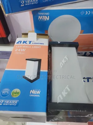 AKT LED Wall Light – 24W
