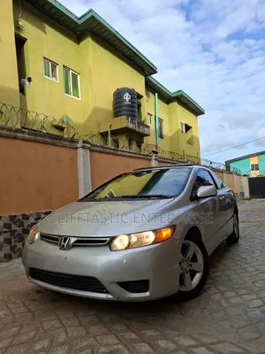 Honda Civic 2006 Silver