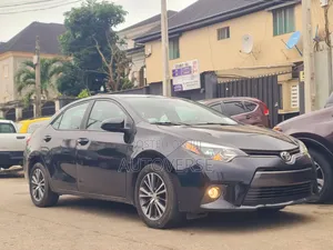 Toyota Corolla 2016 Black