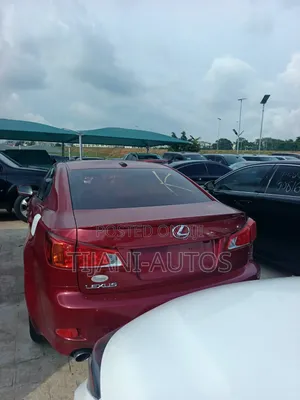 Lexus IS 2010 Red