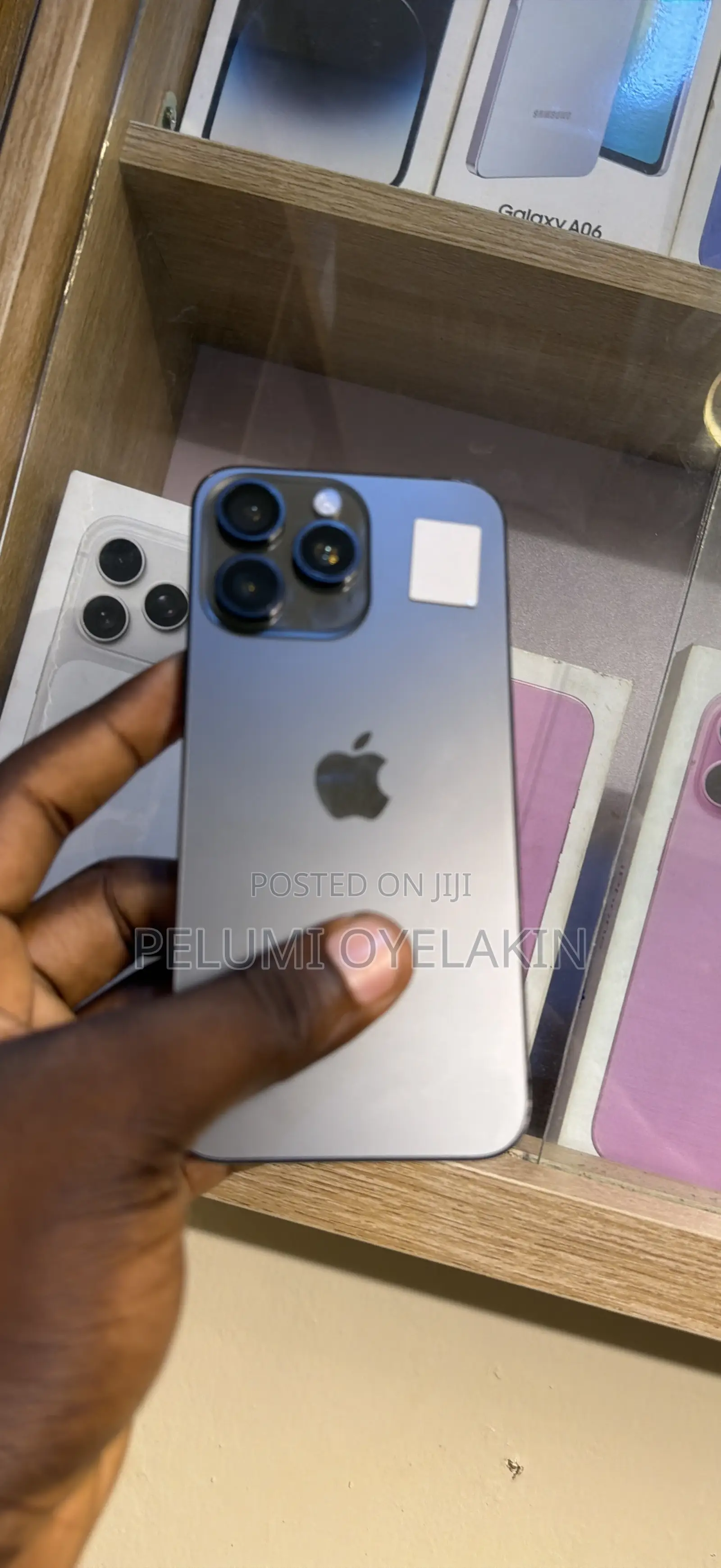 Apple iPhone 15 Pro Max 256 GB Gray