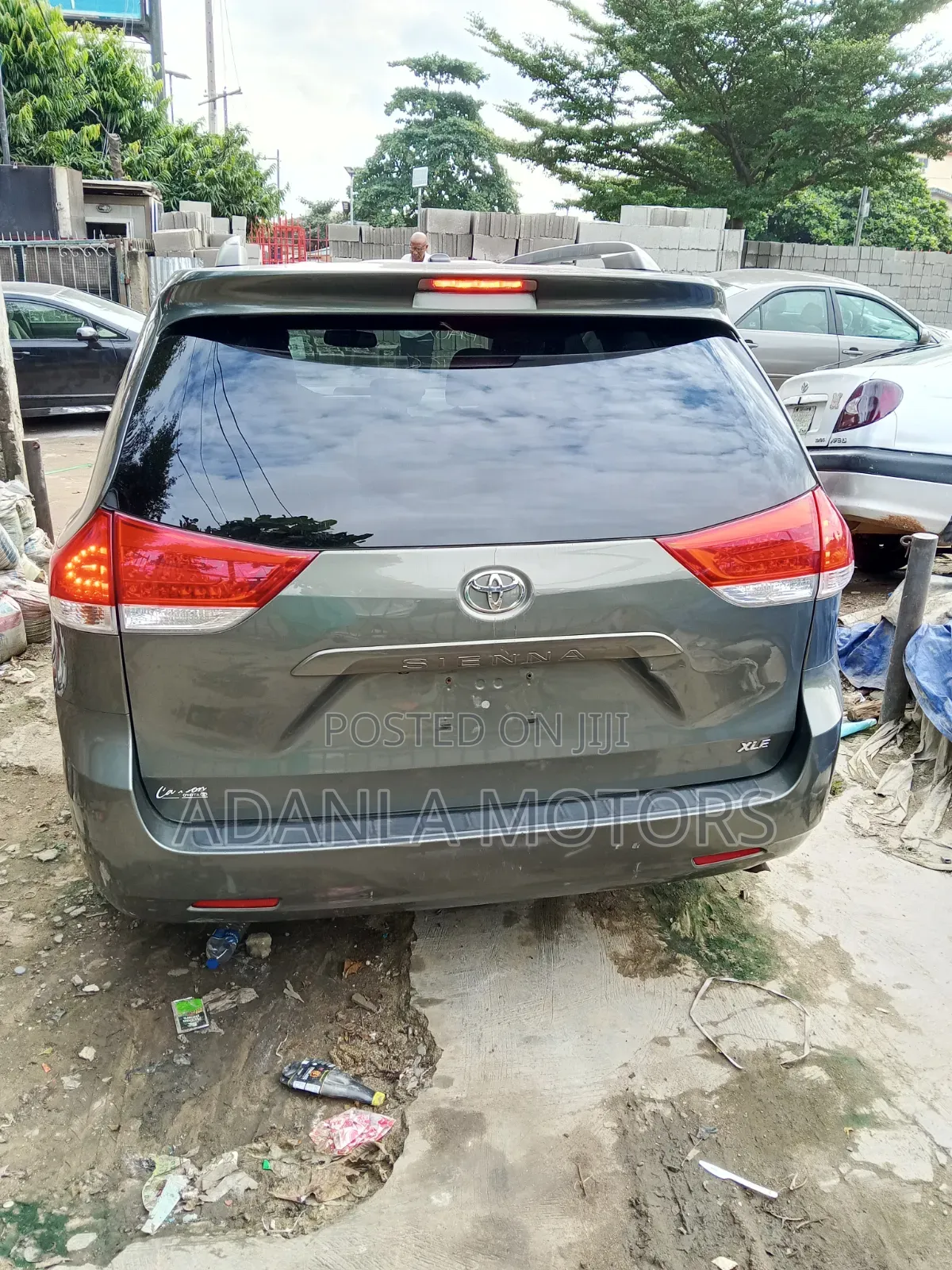 Toyota Sienna 2012 Gray