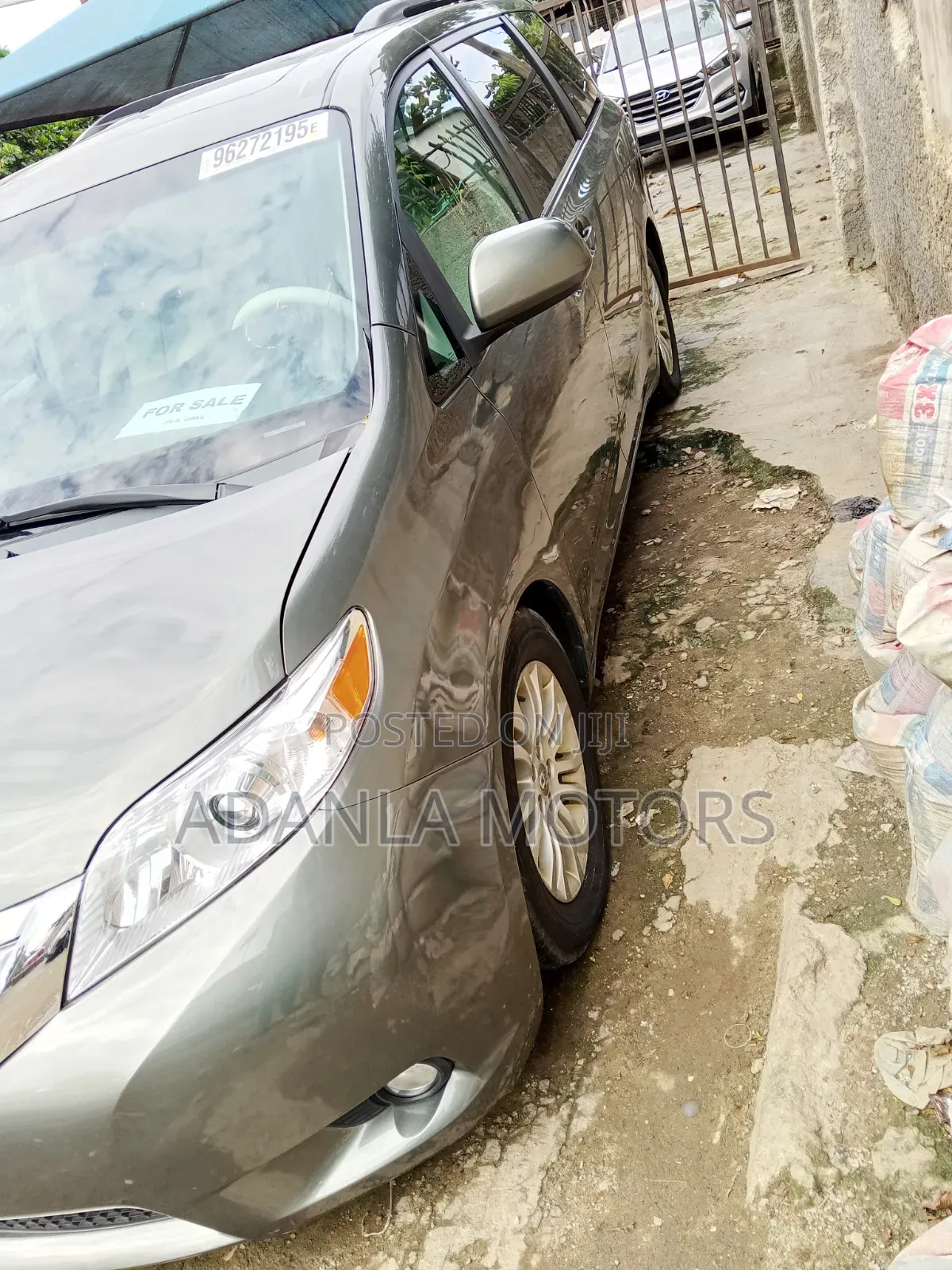 Toyota Sienna 2012 Gray