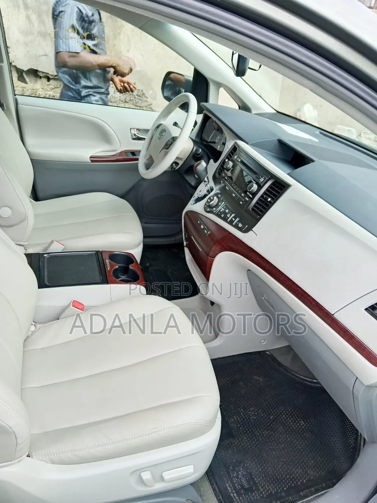 Toyota Sienna 2012 Gray
