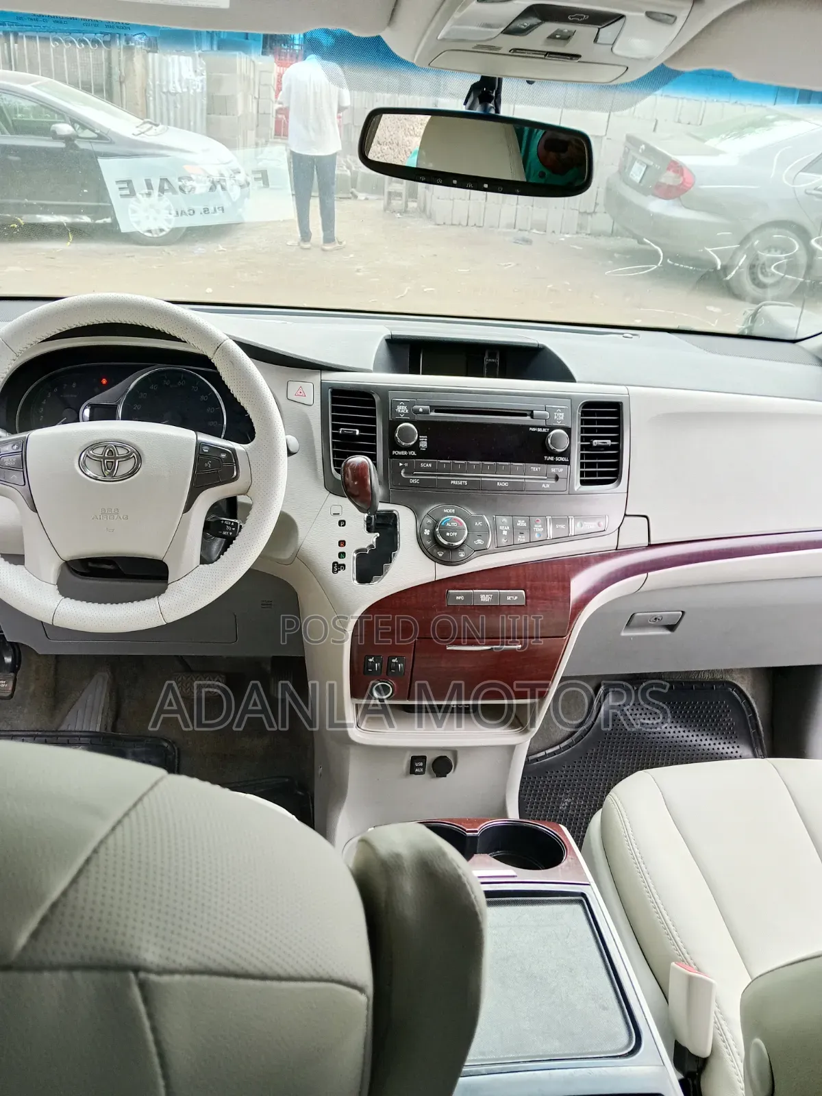 Toyota Sienna 2012 Gray