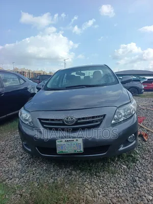 Toyota Corolla 2010 Gray