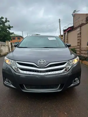 Toyota Venza XLE 2015 Gray
