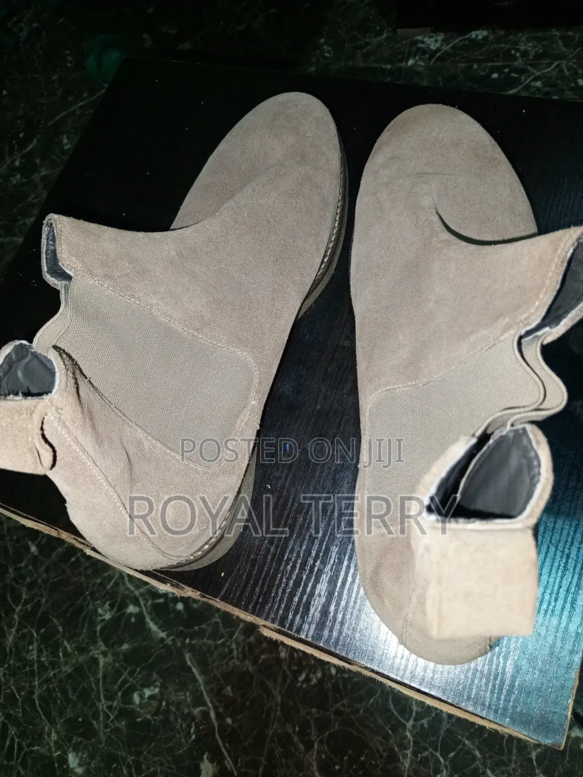 Zara Lethal Chelsea Boot With a Split Suede Finish