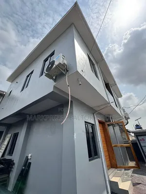 Furnished 3bdrm Duplex in Surulere Lagos for sale
