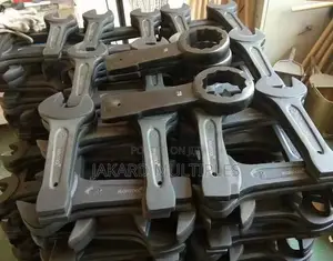 Slogging Spanner Hammer Wrench