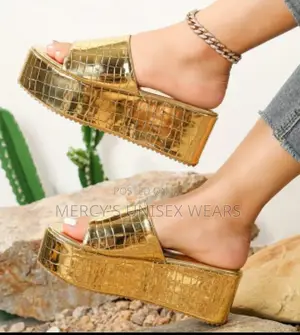 Golden Platform Wedge High Quality Crocodile–Pattern Women