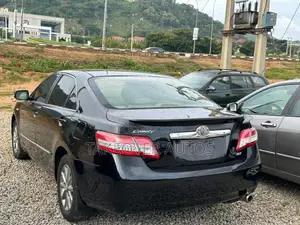Toyota Camry XLE 4dr Sedan (2.5L 4cyl 6A) 2011 Black
