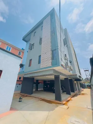 2bdrm Apartment in Surulere Lagos for sale