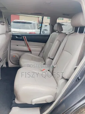 Toyota Highlander Limited 2012 Gray