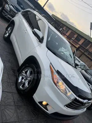 Toyota Highlander Limited Platinum V6 4x4 (3.5L 6cyl 6A) 2016 White