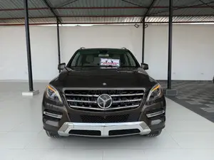 Mercedes-Benz M Class 2015 Brown