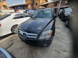 Mercedes-Benz GLK-Class 2010 Black