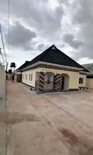 2bdrm Bungalow in Rumuduru for rent