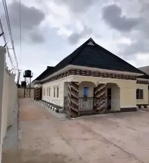 2bdrm Bungalow in Rumuduru for rent