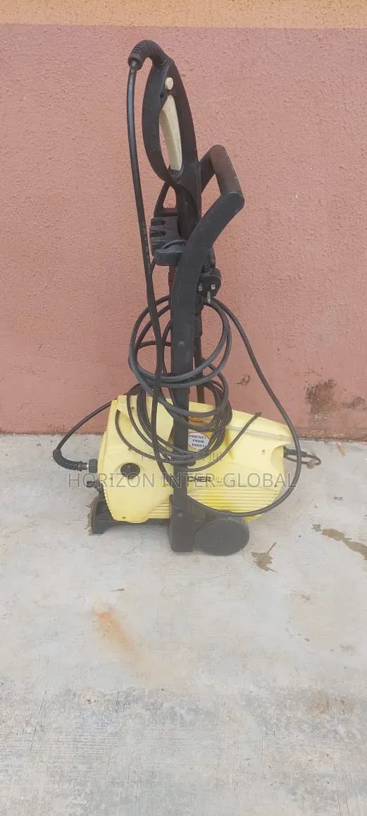 KARCHER 411A Pressure Washer