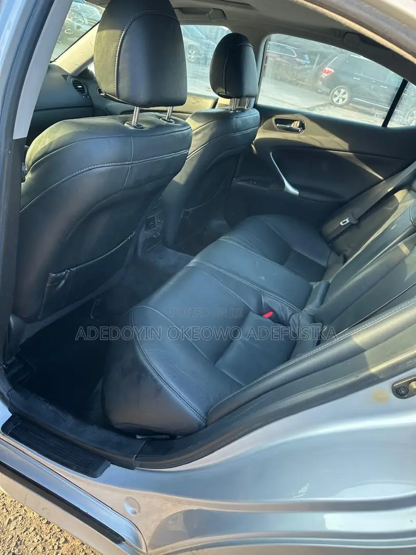 Lexus IS 250 2010 Silver