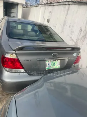 Toyota Camry 2006 Silver