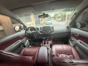 Toyota Hilux 2016 White