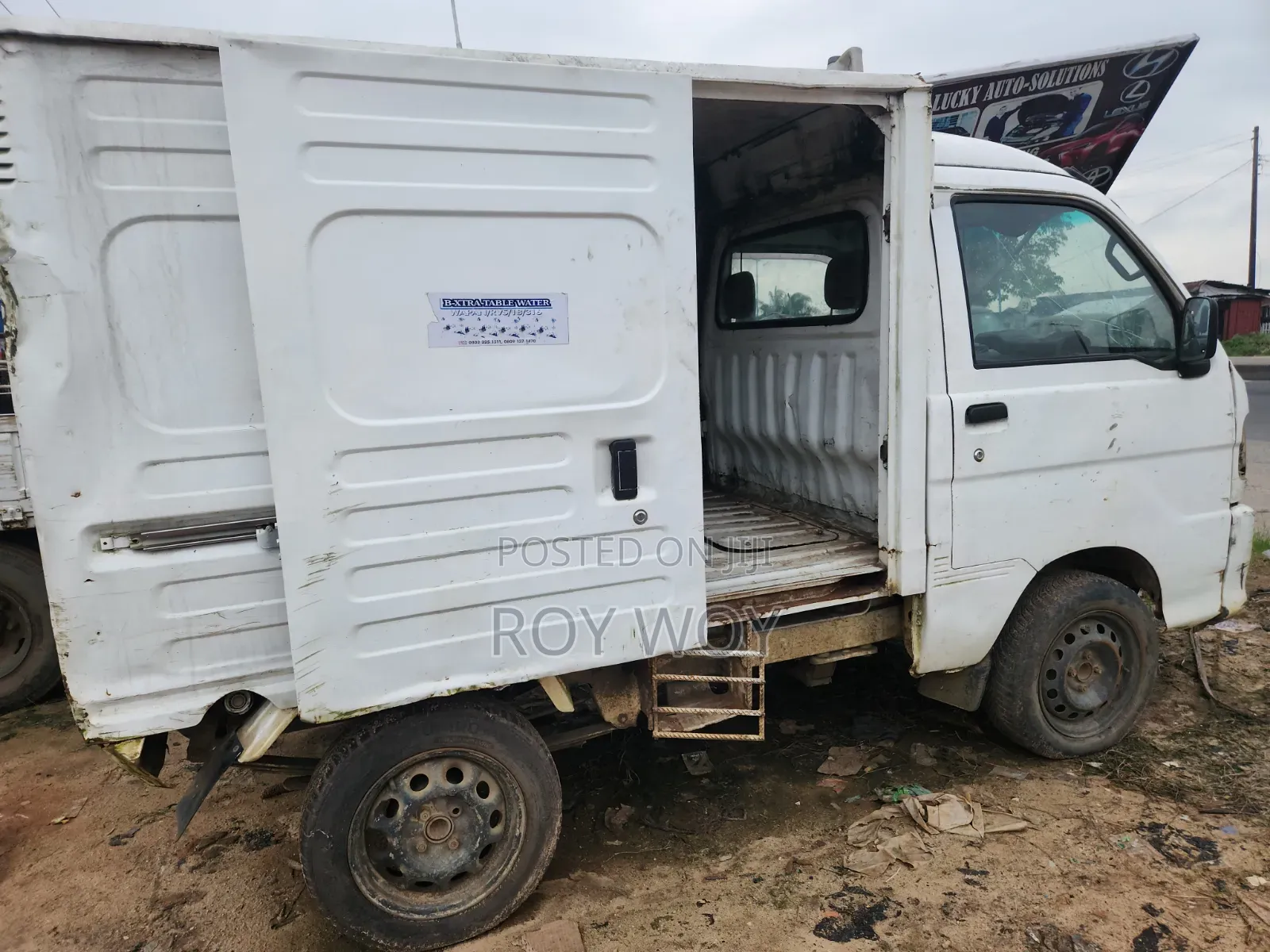 Daihatsu Hijet 2011 White