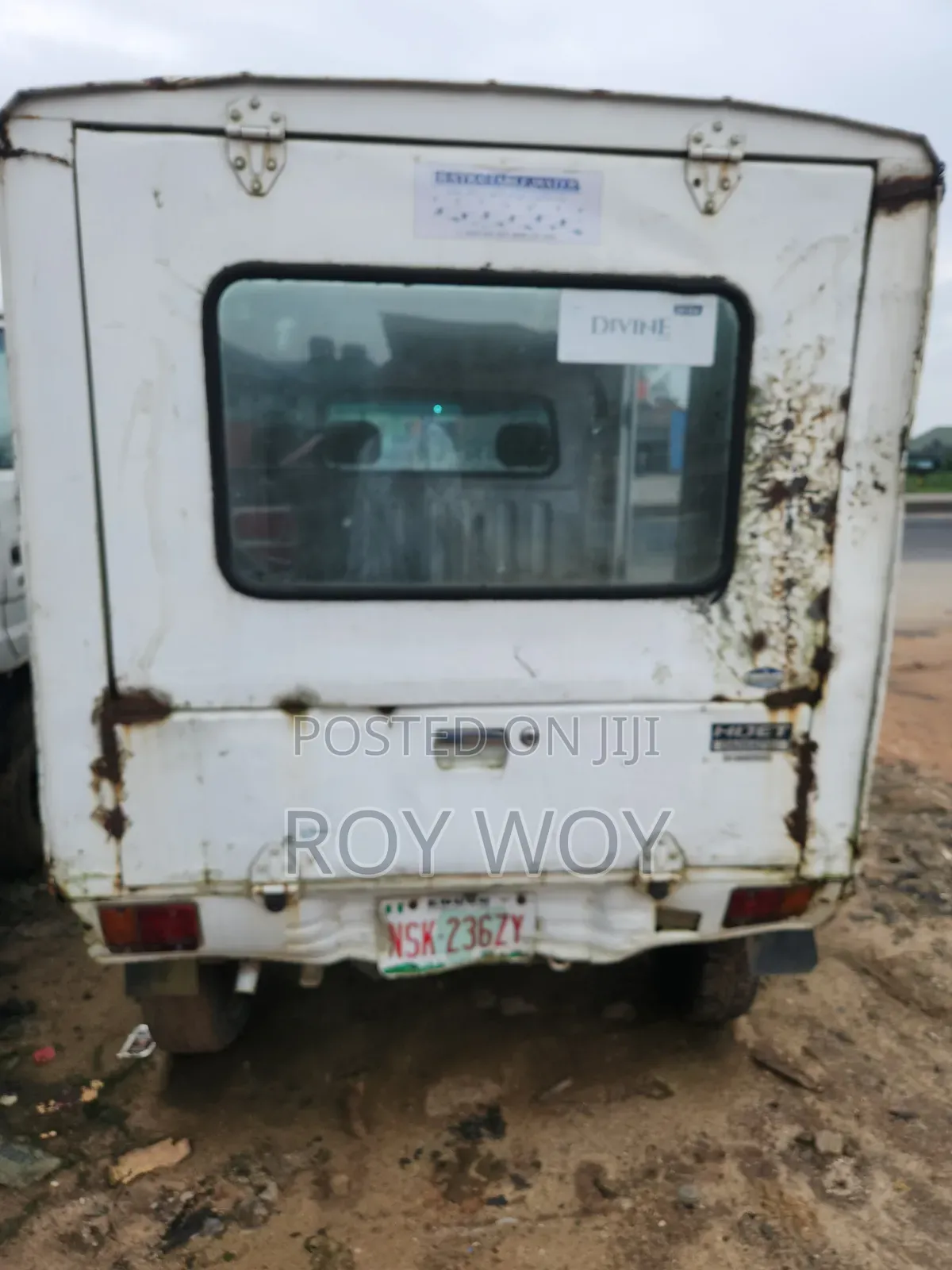 Daihatsu Hijet 2011 White