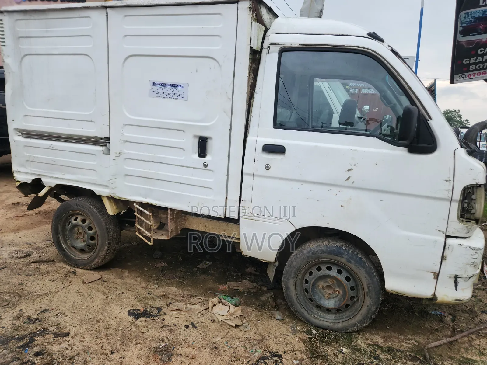 Daihatsu Hijet 2011 White