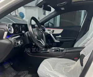 Mercedes-Benz A-Class A 220 4MATIC 2019 White