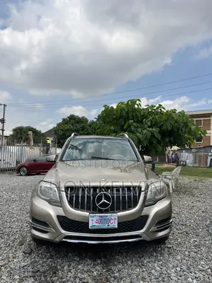 Mercedes-Benz GLK-Class 350 4MATIC 2010 Gold