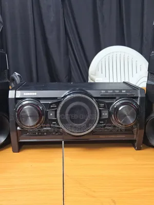 Samsung MX-HS7000 Giga Sound Bluetooth Party Speaker System