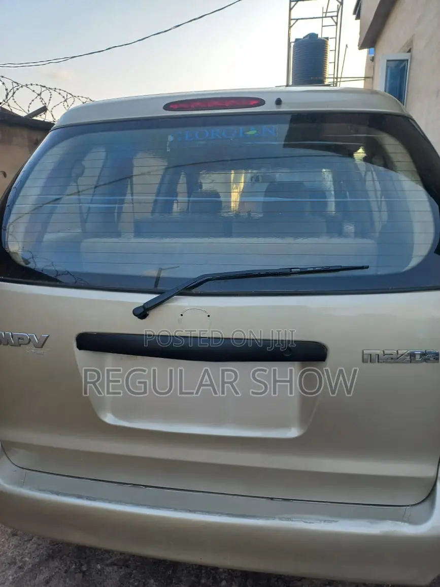 Mazda MPV 2002 Beige