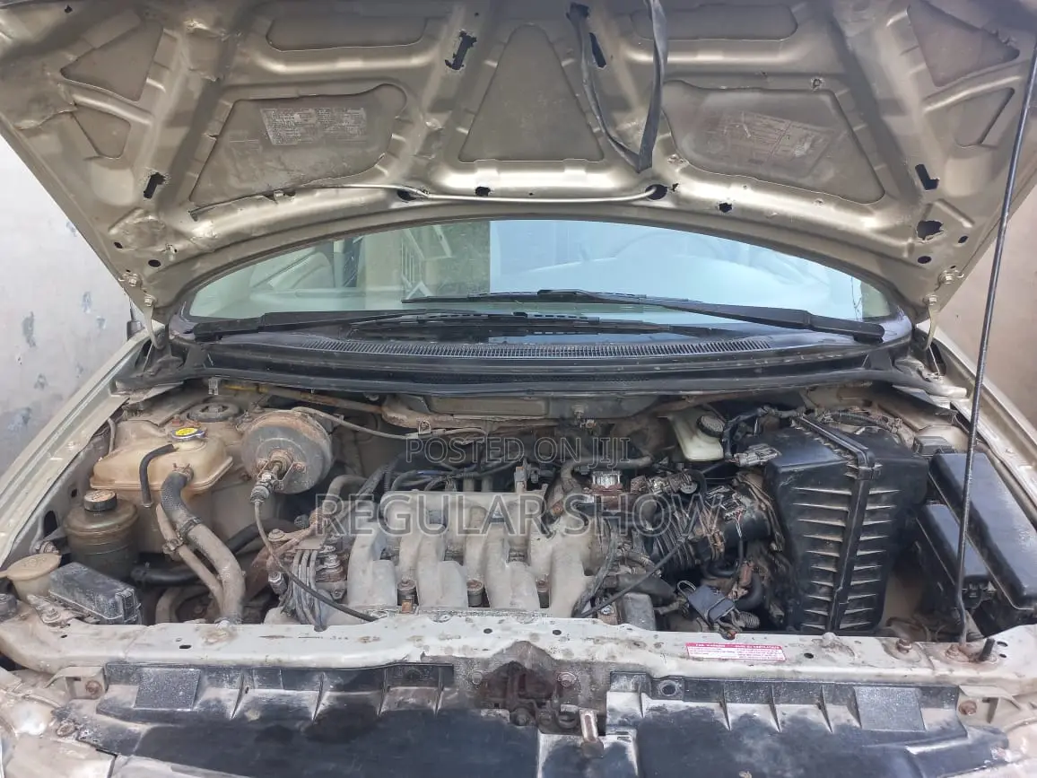 Mazda MPV 2002 Beige