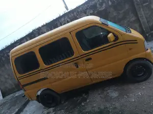 Suzuki APV Minibus 2016 Yellow