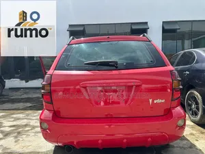 Pontiac Vibe 2005 Red